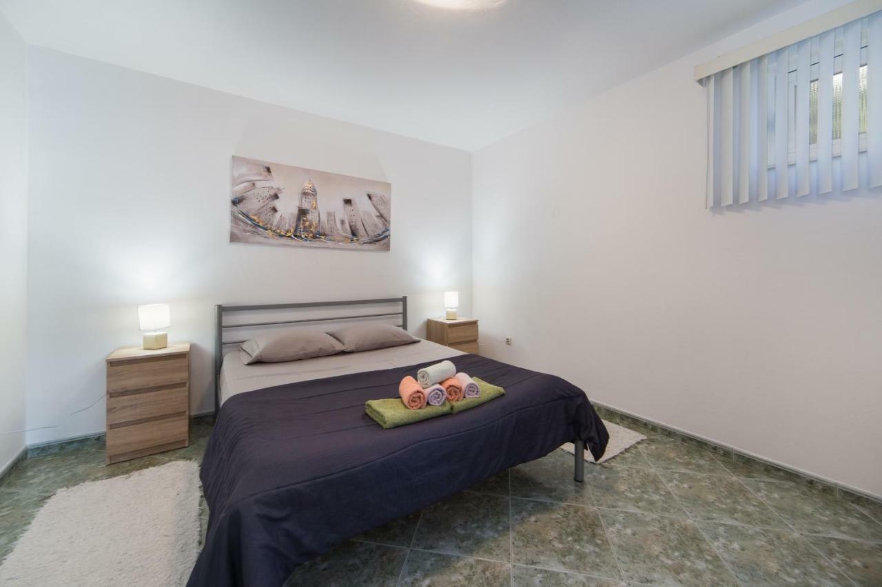 Apartments 7+ Blace Ngoại thất bức ảnh