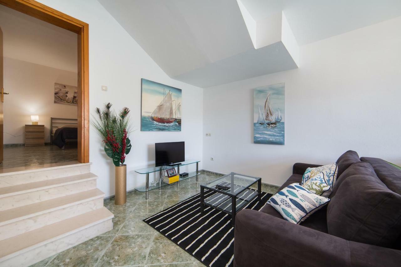 Apartments 7+ Blace Ngoại thất bức ảnh